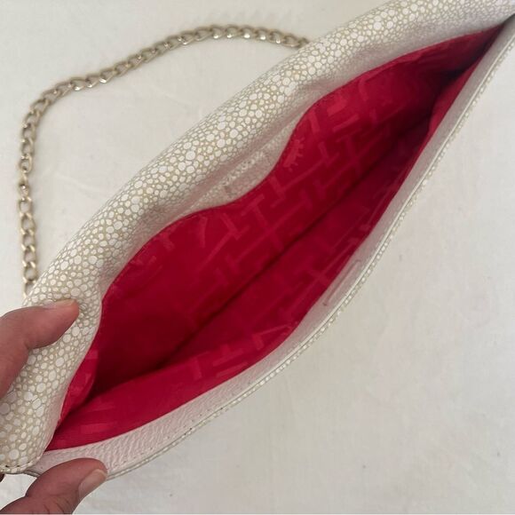 Elaine Turner Cream Clutch with Gold Accents - Picture 5 of 8